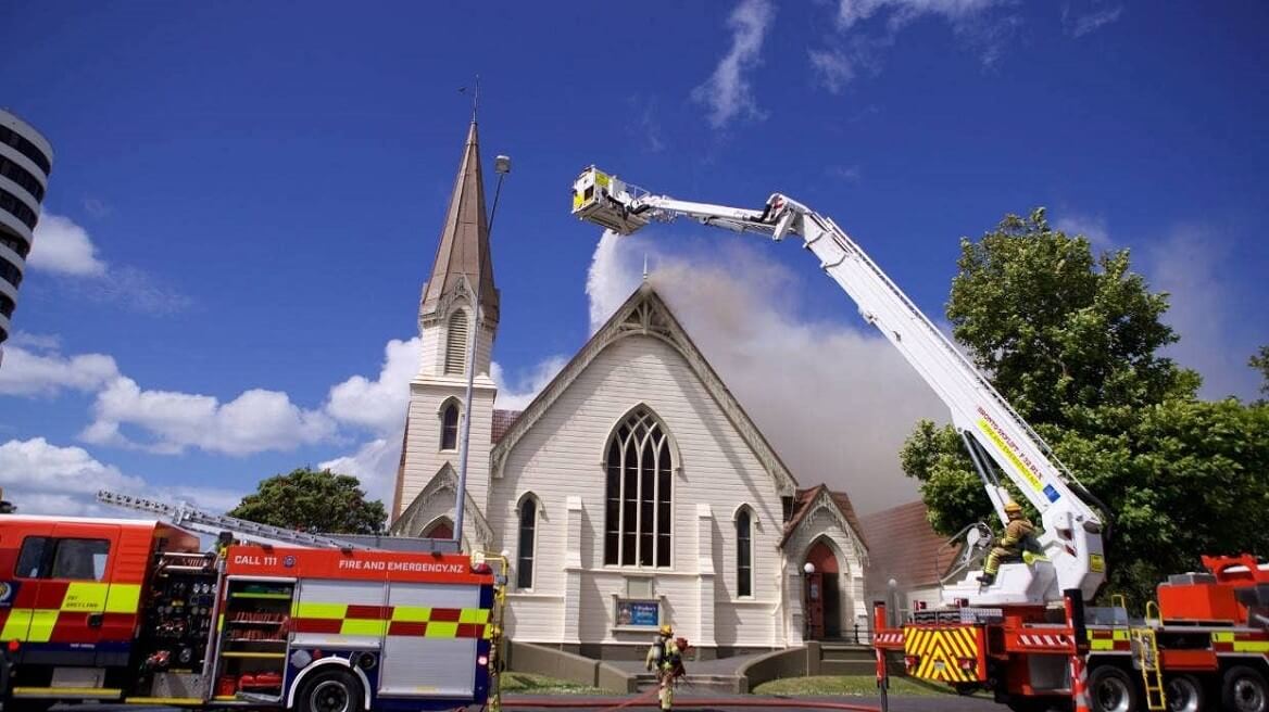 Aerial firefighting appliances save historic landmark