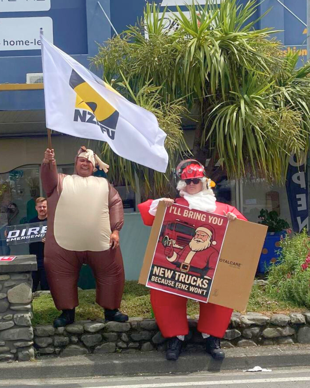 FESTIVE SEASON GREETINGS TO ALL